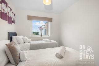 OnSiteStays - Charming 2BR in Central Hatfield with Parking - Hatfield - 2