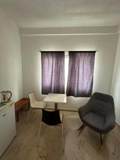 Rooms with free private parking - 6