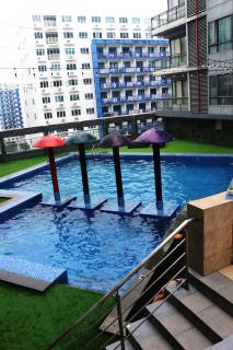 Spacious 3 Bedrooms with wifi access and pool near SM MOA Arena - Manila - 9