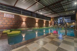 Hillside Crest Villa 5 BHK with swimming pool indoor games - 7