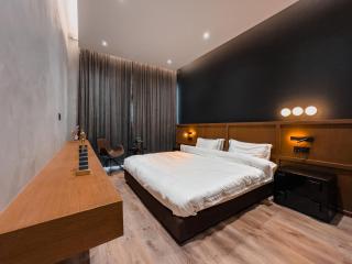 Downtown Dunya Tower - Dubai - 9