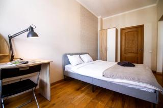 Central 3 bedroom apartment - 3