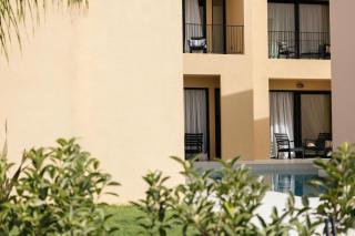 Marea Luxury Suites - 4