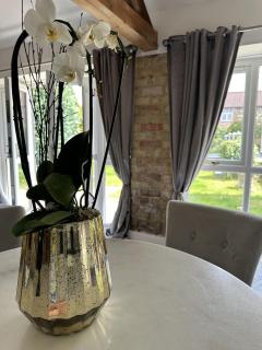 The luxury Annex at Barmby Moor House - York - 4