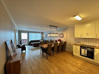 Perfect Family Retreat with Spacious Living Area - Beitostøl - 9
