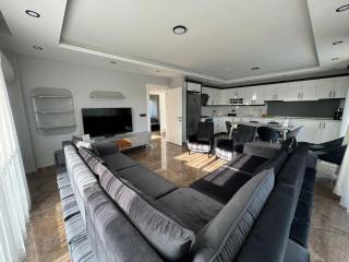 6 Yatak Odalı Ultra Lüks Yeni Villa Belek - Belek - 5