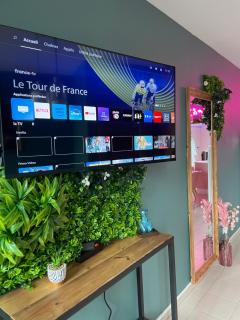 Maison Spacieuse Jacuzzi Wifi Netflix - Quiévrechain - 3