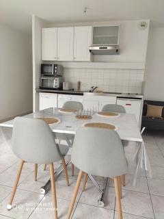 Sublime T2 LUMINEUX avec Balcon - rue gratuite - Amiens - 8