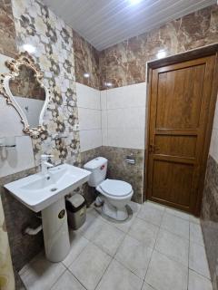 Manan Guesthouse - Chʼkalovka - 1