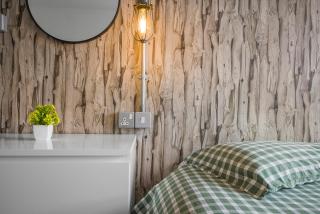 City Rd 4-Bed Flat near School & Transport- KH - 5