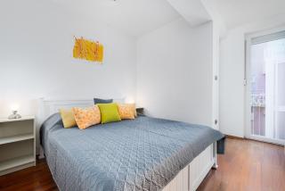 Apartment with Balcony and Mountain View Oleandra 5 - Baška - 5