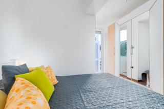 Apartment with Balcony and Mountain View Oleandra 5 - Baška - 3
