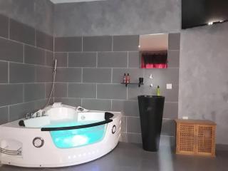 Charmant studio à Baixas de 30 m² avec Jacuzzi - 8