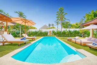 Villa Cologne - 6 BDR Villa, 2 Private Pools & Huge Garden, Walk to the Beach - Seminyak - 0