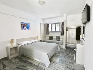 Anny Studios & Rooms Perissa Beach - 7