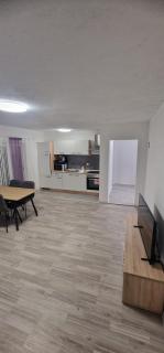Guest House Laura - Korenica - 7