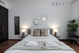 Tiara Beach Residences, Palm Jumeirah Dubai - Mint Stay - 3