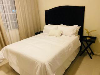 SinoT Short Stays - 3
