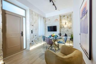 Endless Blue by RentHub - 5