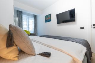 OZI Apartment in Infinity Beach Resort - parking - Mamaia - 5