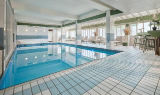 Carlton Oasis Hotel - 6