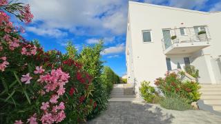 Apartments with Pool Casa Bianca - Matohanci - 8