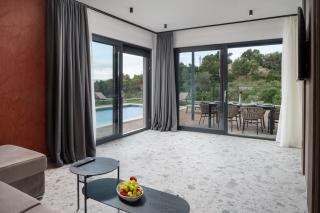 Luxury Villa David's - two heated pool - Podstrana - 9
