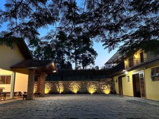 Quarto dos Vinhos - São Roque - 7