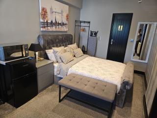 Cosy Studio in Dudley City Center - 0