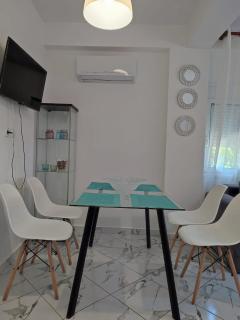 Kos-Takis Suites & Apartments - Himare - 4