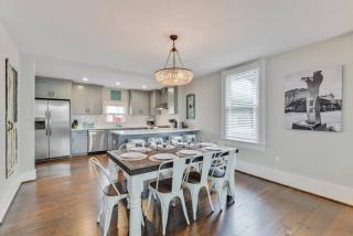 Island Time with Heated Pool Walk to Beach and Pleasure Pier - 3