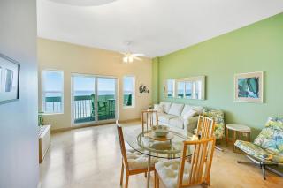 Oceanside Escape with 3 Bedrooms Spectacular Ocean View and Pool - Galveston - 6