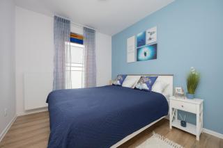 Modern Apartments with Parking and AC Warsaw Suburbs by Noclegi Renters - 2