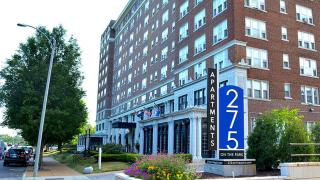 Landing at 275 on the Park - Congress - Studio in De Baliviere Place - Tower Grove - 9