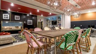 Landing at 275 on the Park - Senate - 1 Bedroom in De Baliviere Place - 4