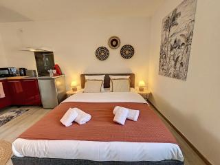 L'Auberge de la gare, appartements tout confort, proches Gare - 5