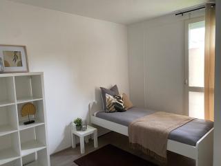 Maison Spacieuse et Confortable 100m2 avec Jardin - Val de Reuil - 6