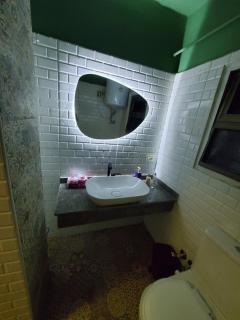 Elegant 1 bedroom apartment in the center of downtown - 2