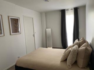 Maison Spacieuse et Confortable 100m2 avec Jardin - Val de Reuil - 7