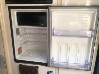 Private and cozy RV with full hookups in a convenient area with direct bus to NYC Manhattan only 2 blocks away - 1