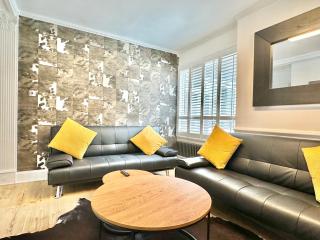 Newly refurbished ,chic, attractive 3 bedroom flat - London - 6