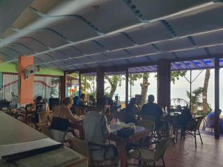 Trudis Place Beach Resort and Restaurant - Panglao - 6