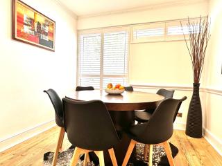 Newly refurbished ,chic, attractive 3 bedroom flat - London - 5