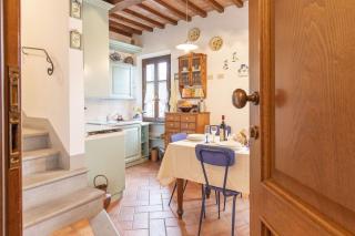 Italian Experience-Il Borgo Apartment - Bientina - 0