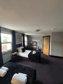 Bay view rooms at Mentone Hotel - Weston-super-Mare - 7
