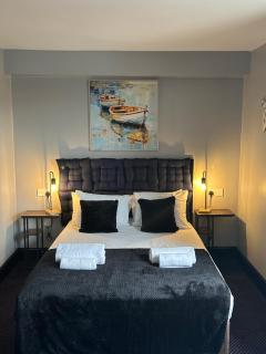 Bay view rooms at Mentone Hotel - Weston-super-Mare - 1