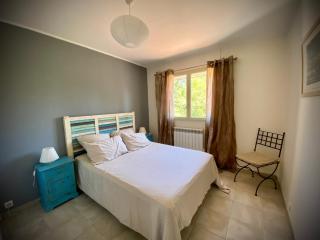 Les Capucines - LʼIsle-sur-la-Sorgue - 3