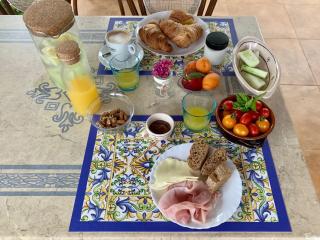 Villavesta Bed And Breakfast - 4