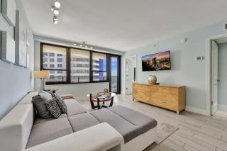 Luxury Beachfront Ocean View Beach Access-817 - 0