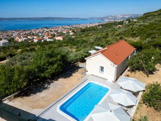 Private Villa Golden Hour with a view of Split area - Kastel Sucurac - 4